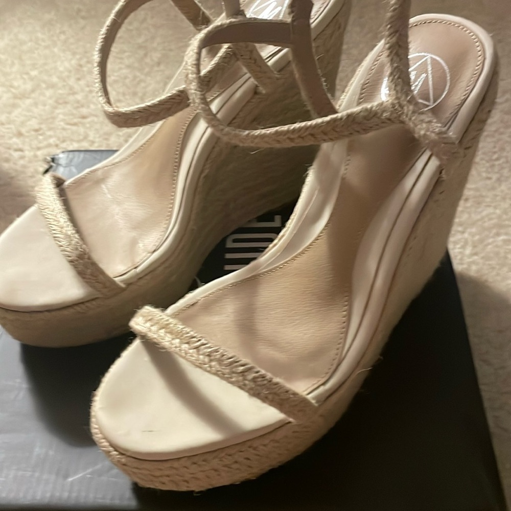 Misguided beige wedges size us 8